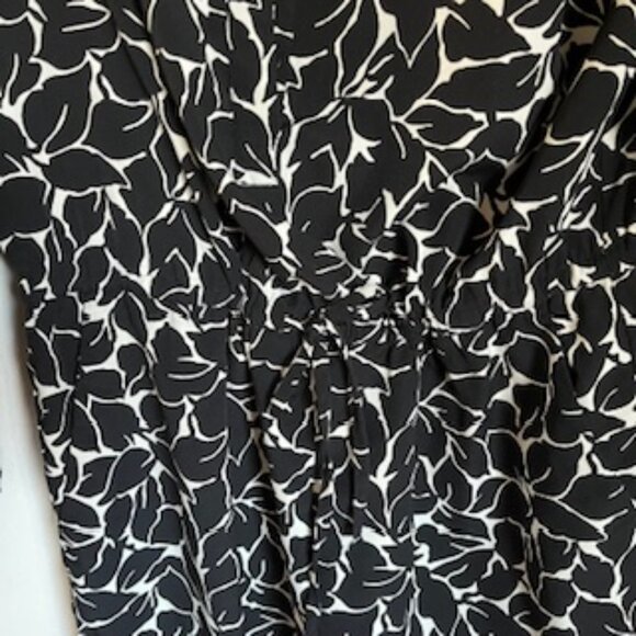 🧡3/15 Loft Black White Romper with Two Side Pockets Women's L - Picture 3 of 13